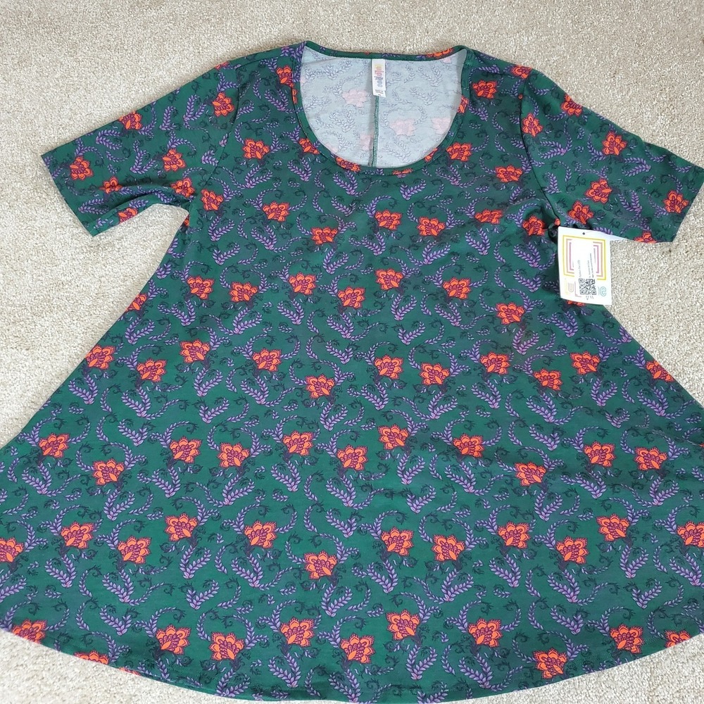 LULAROE Perfect T Top Women's Size XS Green Round Neck NWTGS‎ Stretchy Fabric